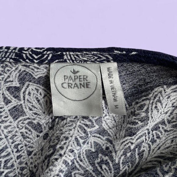 Paper Crane Navy & White Paisley Tie-Back Top – Size Medium - Picture 7 of 8